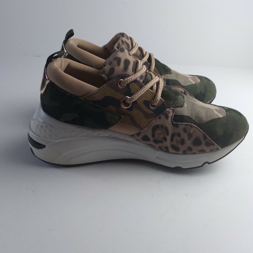Steve Madden cliff kakki and green camo animal print p sneakers size 7.5 - Picture 3 of 10